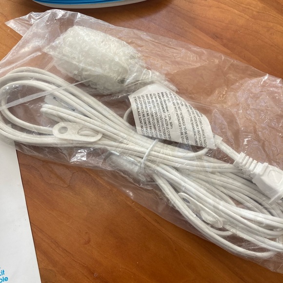 42 pc Luvalamp. - Picture 3 of 7